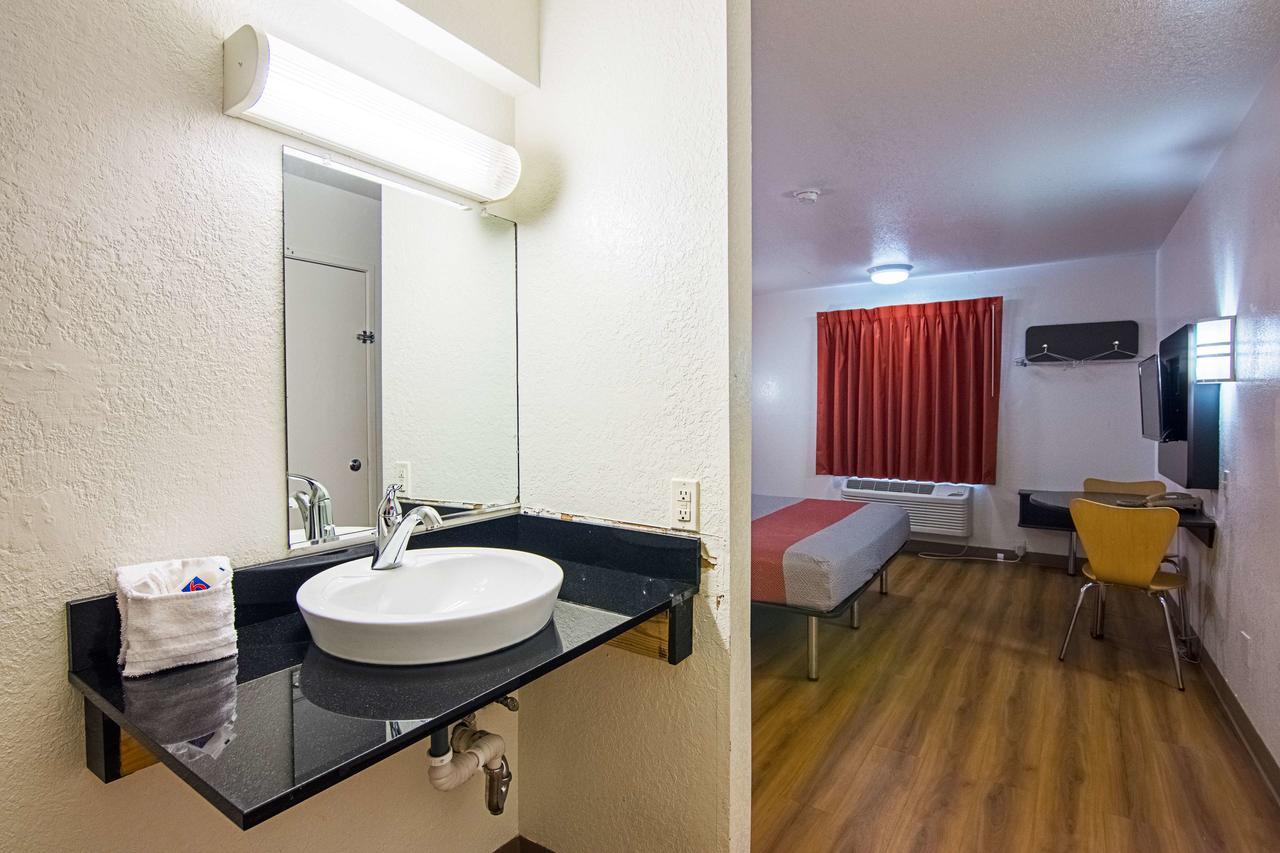 Motel 6 Little Rock South Dış mekan fotoğraf