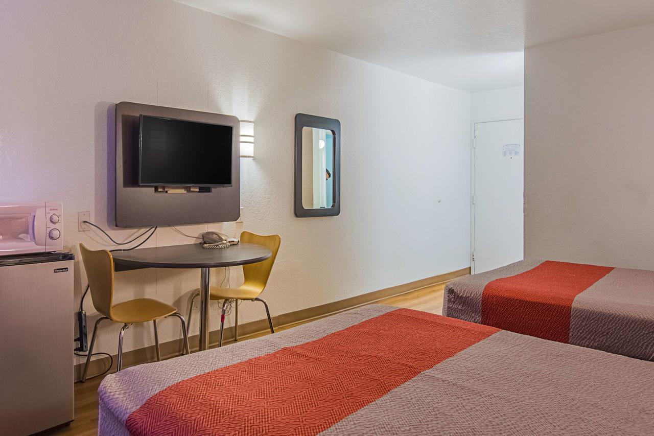 Motel 6 Little Rock South Dış mekan fotoğraf